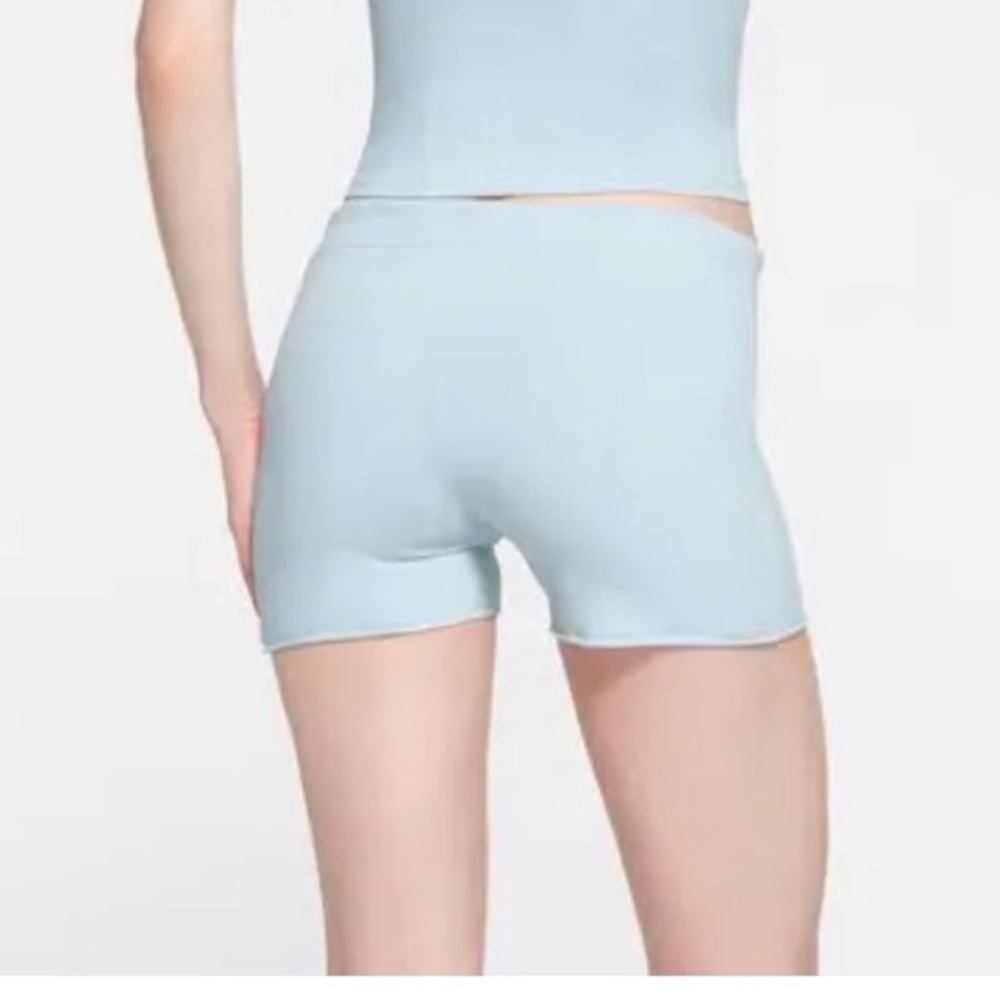 SKIMS Cotton Jersey Shorts - Picture 2 of 2